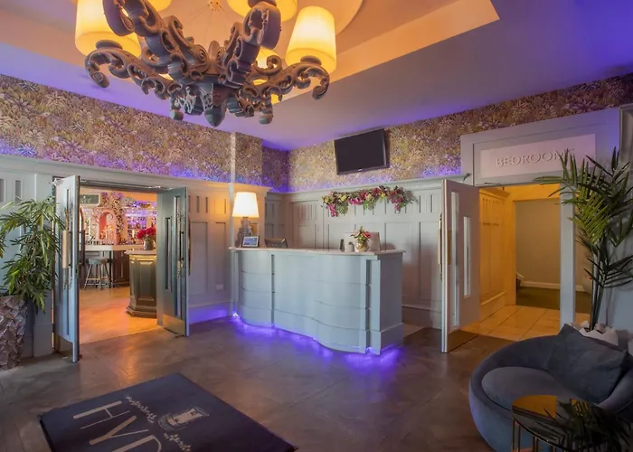 Romantic hotels Hyde