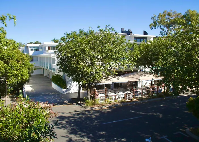 10 Hastings Street