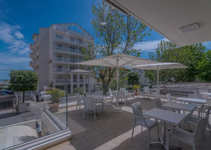 Hotel Constellation