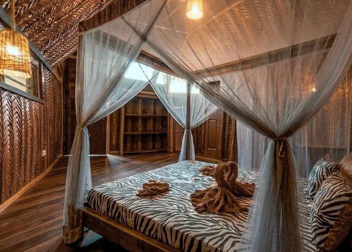 Makofi Guest House