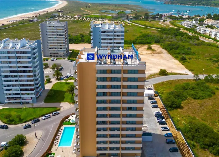 Romantic hotels Wyndham Residences Alvor Beach (Adults Only)