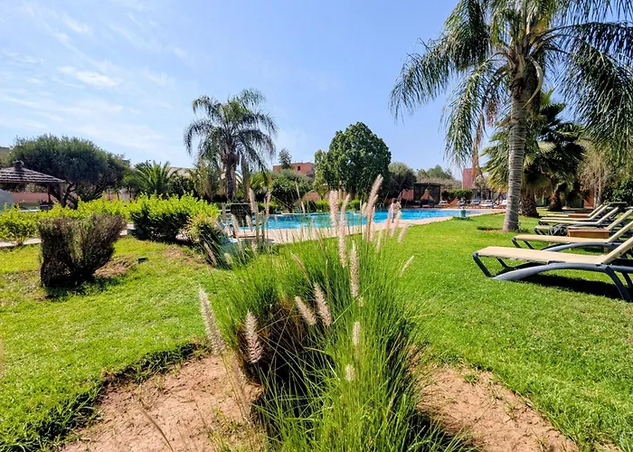 Las Palmeras Guest House