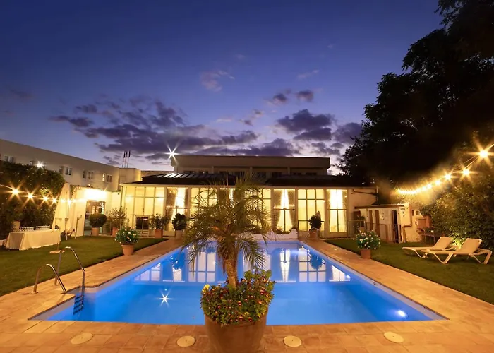 Cheap hotels Oasis