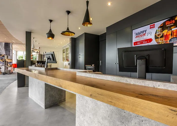  Ibis Issoire
