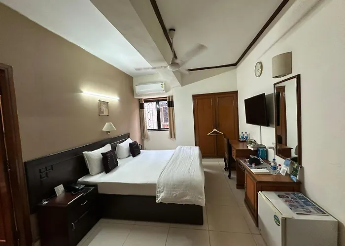 The Solace Hotel - Nehru Place