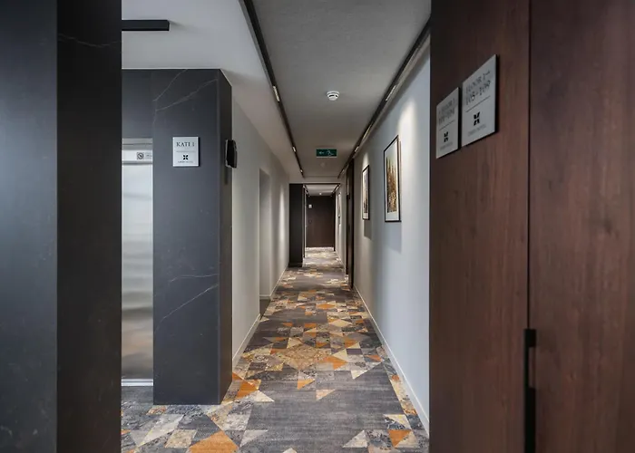 In Luxury hotels Emery