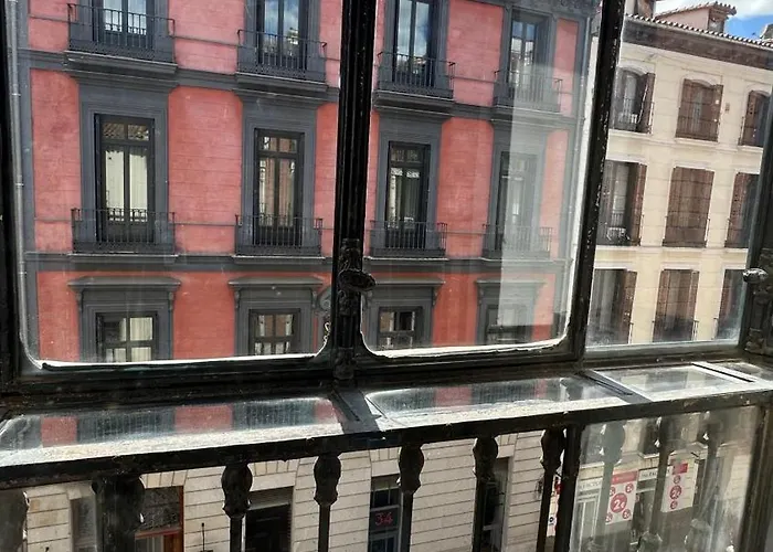 Hostal Atocha Almudena Martín