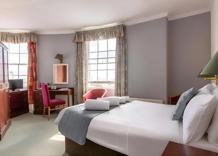 The Carlton Hotel