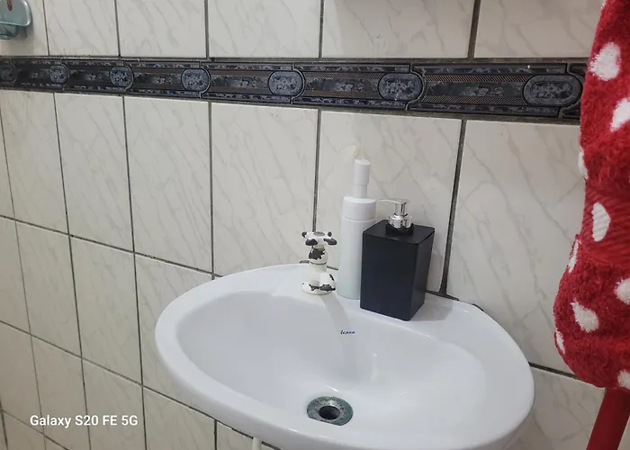 Pousada do sossego mar e verde em Itanhaem com piscina