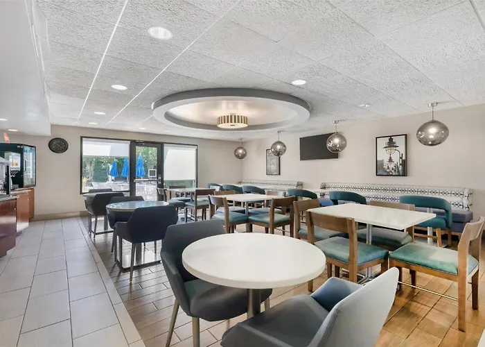 Best Western Plus Wilmington / Wrightsville Beach