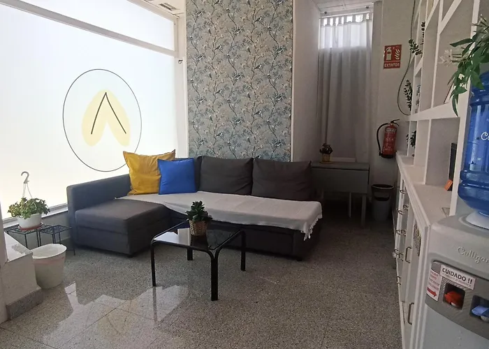 Alexa Host Vallecas