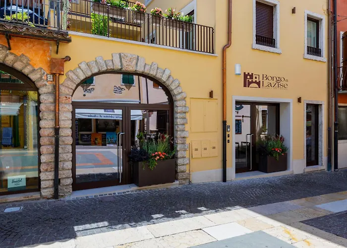 Borgo di Lazise
