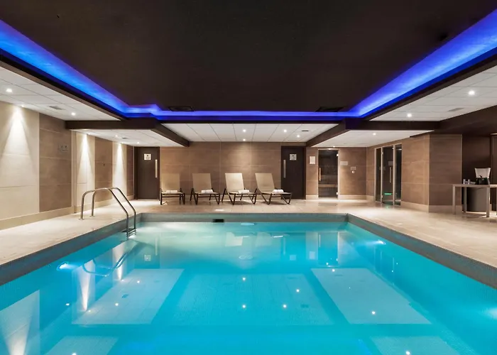  Radisson Blu , Edinburgh City Centre
