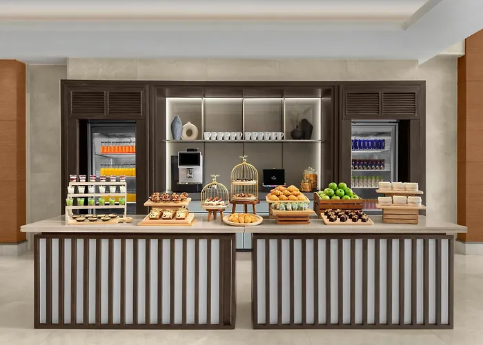 Courtyard By Marriott