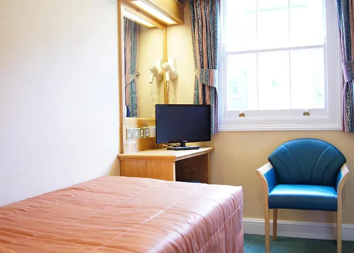 The Nayland Hotel