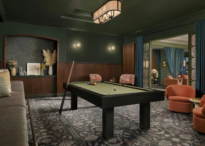 The Louie, A Davenport Hotel, Autograph Collection