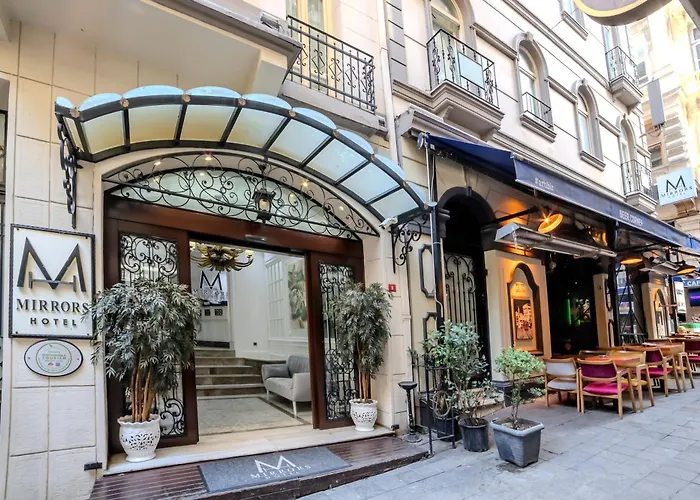Mirrors Hotel Istanbul Taksim City Center