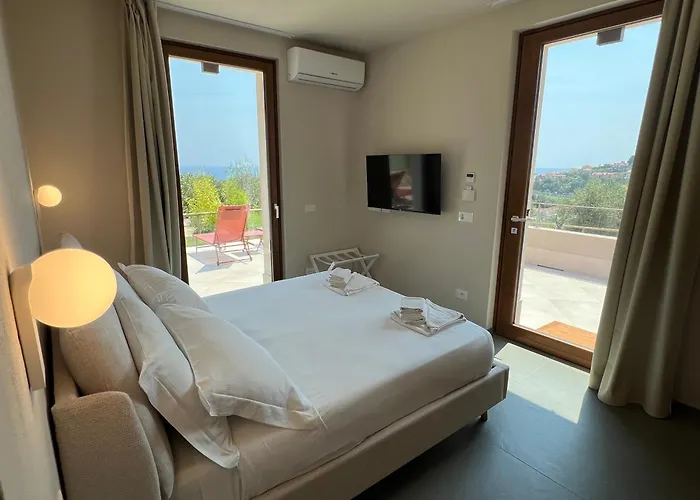 Leonardo Resort