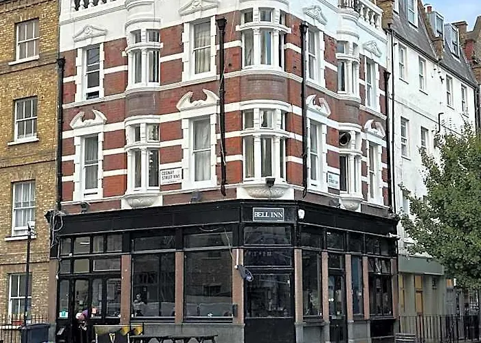Bell House Hostel