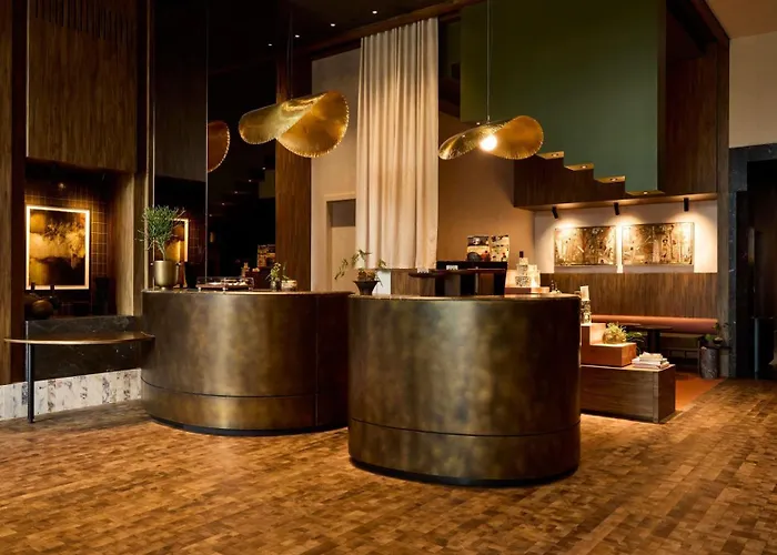 Dog friendly hotels Indigo Auckland By Ihg