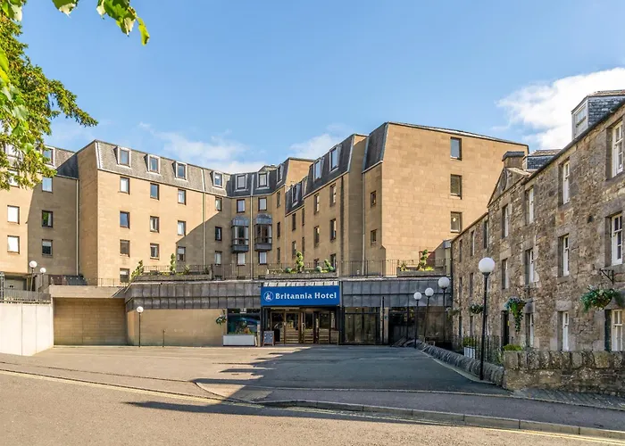 Сity center hotels Britannia Edinburgh