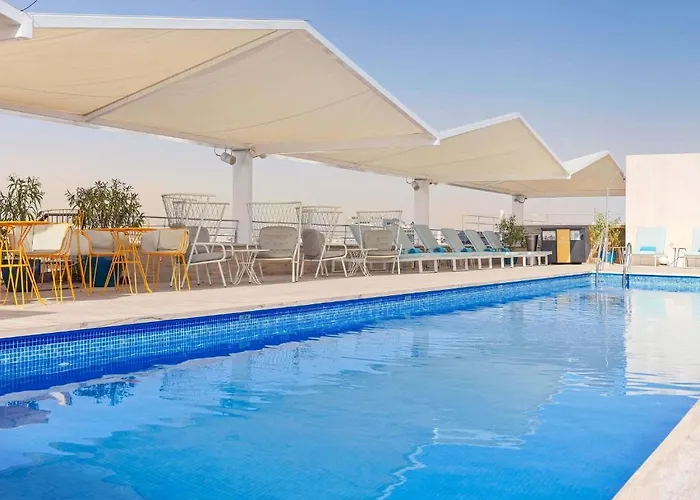  Novotel Sevilla