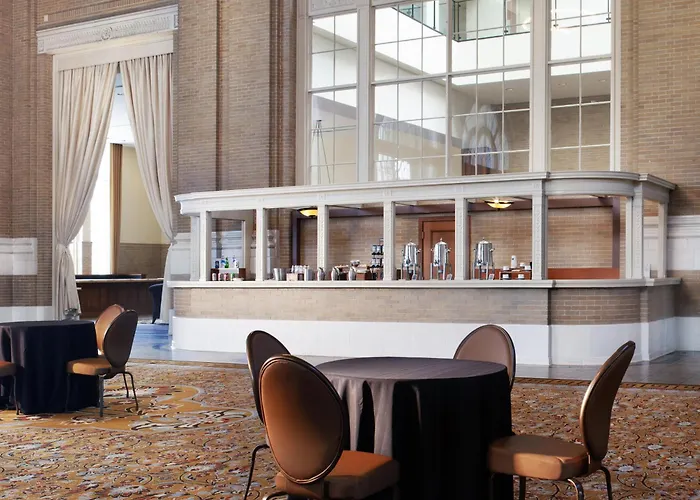 Resorts Guide Hyatt Regency Dallas