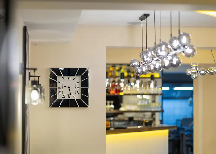  Vagabundo - Newly Renovated, 100M From Beach, Pool & Breakfast