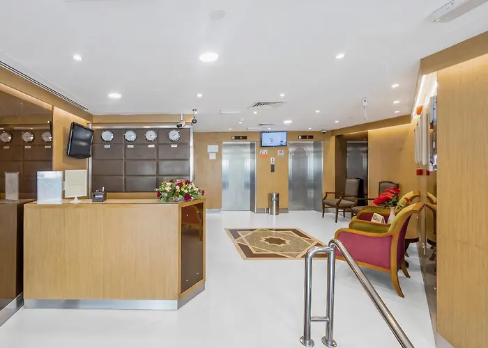Cheap hotels Downtown Plaza Apartment Pet Friendly