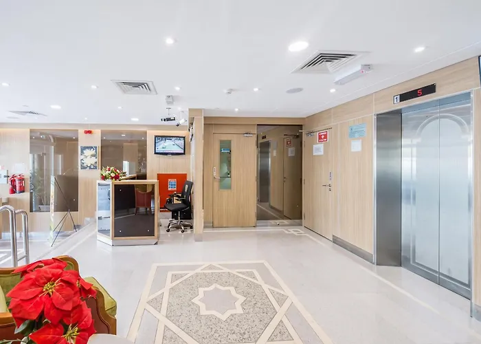 Cheap hotels Downtown Plaza Apartment Pet Friendly