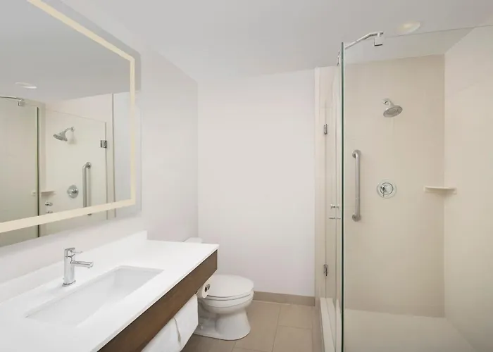 Holiday Inn Express Jacksonville Beach By Ihg