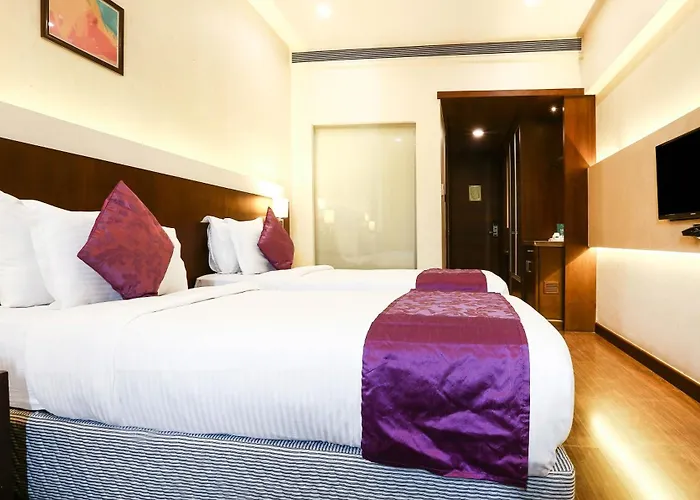 Hotels With Four Stars Treebo Premium Eden Residency Near Sec 29
