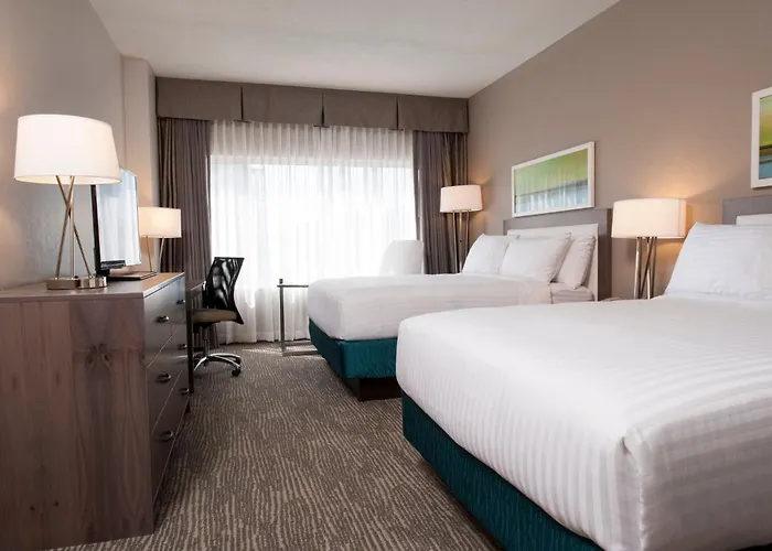 3 star hotels Holiday Inn Cleveland Clinic By Ihg