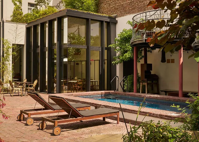 Latroupe Jardin Secret