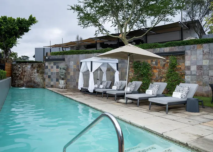 Seven Villa Hotel & Spa