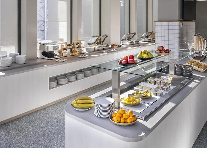 Holiday Inn Express Auckland City Centre By Ihg