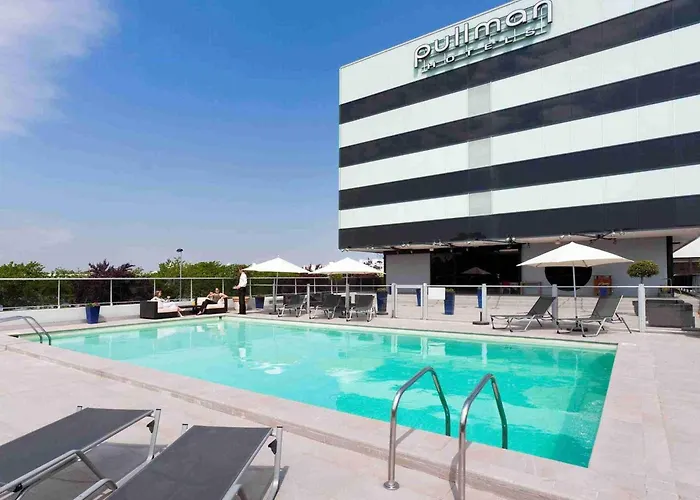 Perros hoteles Pullman Bordeaux Lac