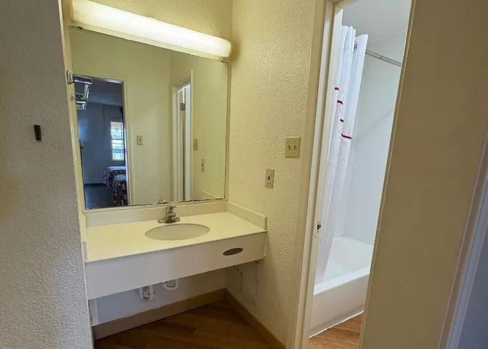 Baymont By Wyndham San Antonio South Park
