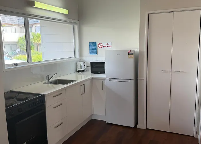 Resorts Guide Takapuna Motor Lodge