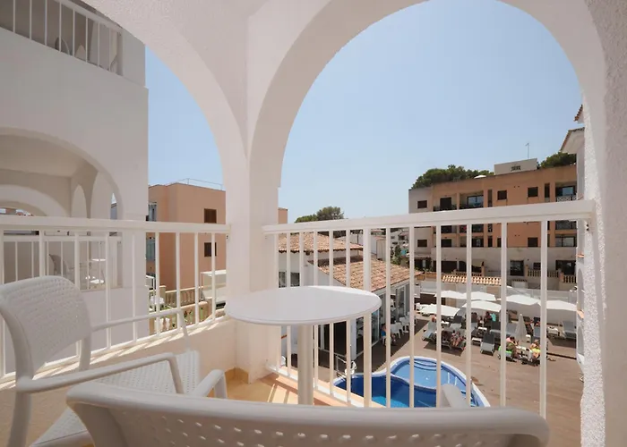 Bq Cala Ratjada (Adults Only)