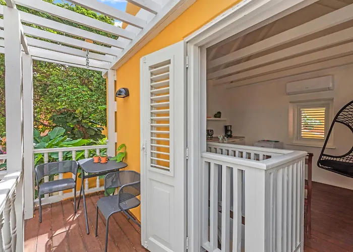 Curacao Gardens