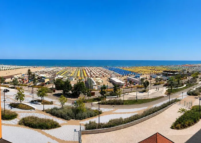 Hotel Ariane - Beachfront, Xxl Breakfast & Sea View