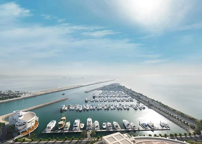 Ritz-Carlton,