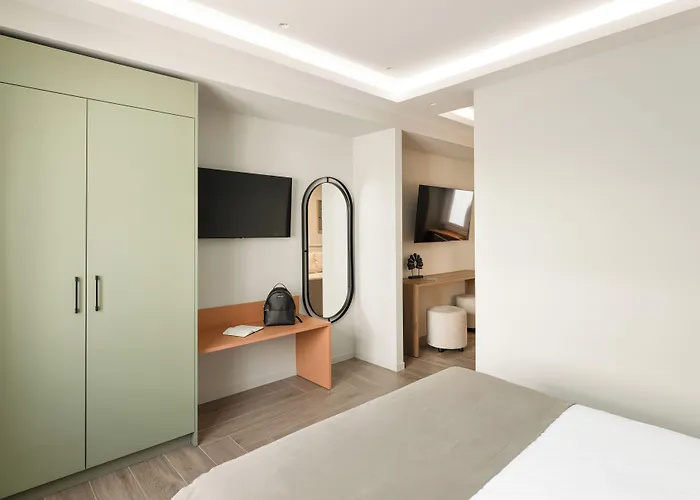 ASTIKON Xenofontos Suites