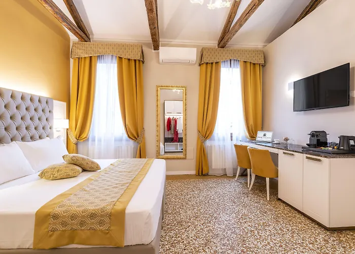 Residenza La Duchessa Deluxe Rooms