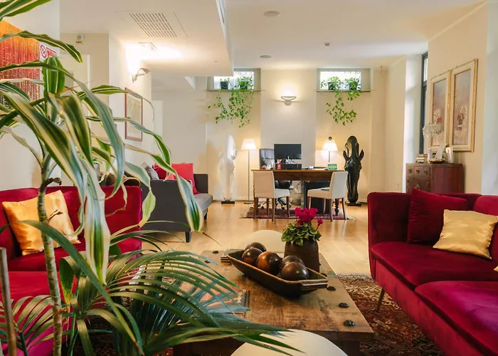 Townhouse 33 Boutique Hotel