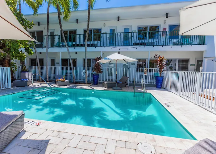  Seaside All Suites