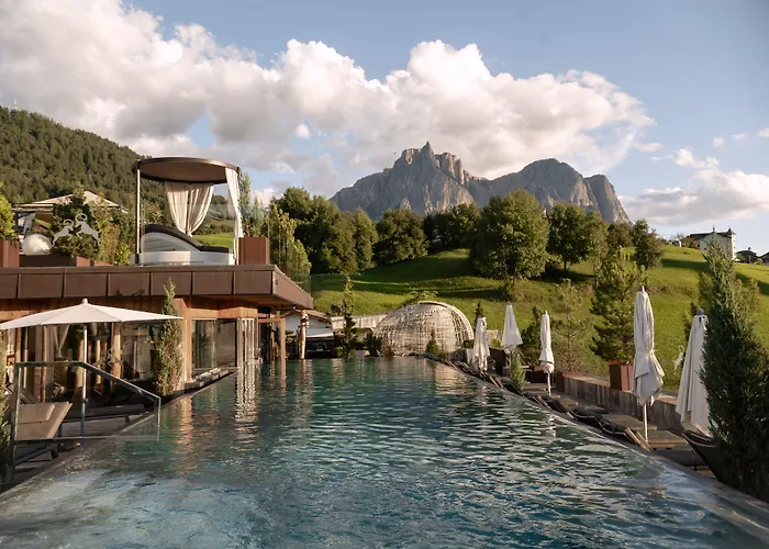 ABINEA Dolomiti Romantic SPA