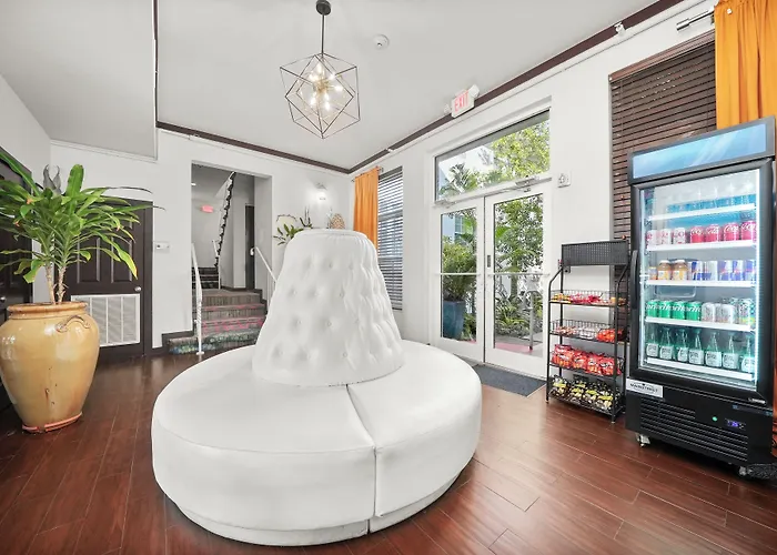 Tradewinds Apartment Miami Beach