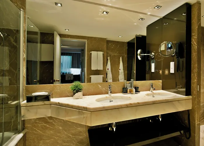 Altis Grand Hotel